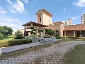 Emaar Palm Hills Club