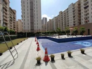 Emaar Palm Hills Swimming Pool